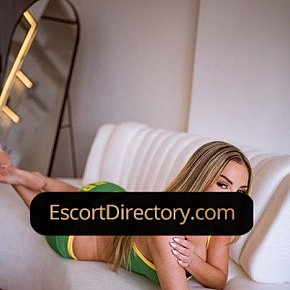 Isabella Vip Escort escort in  offers Embrasser avec la langue services