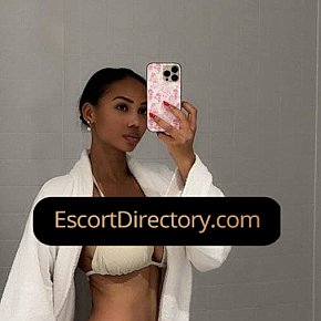 Eva Vip Escort escort in  offers Zungenanal (aktiv) services
