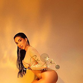 JADE-STARS Muscular
 escort in Athens offers Sex in Different Positions services