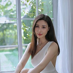 Zoe escort in Guangzhou offers Rimming (receive) services