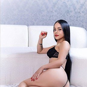 Quinn Mature escort in Munich offers Sex in Different Positions services