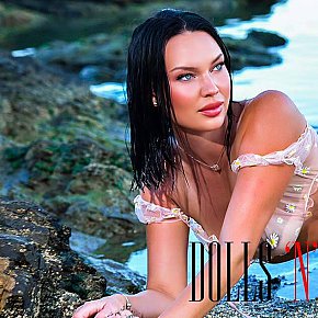 Chantel All Natural
 escort in London offers Girlfriend Experience (GFE) services