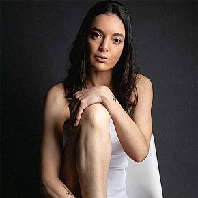 Danica Completamente Naturale escort in Paris offers Girlfriend Experience (GFE) services