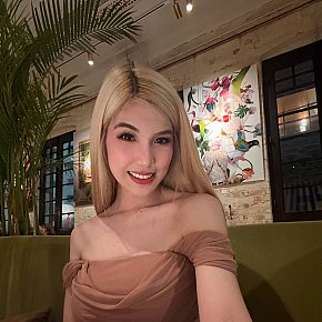 Annie escort in Manila