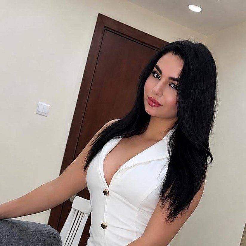 Doudi, escort in Dubai