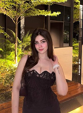 Shreya escort in Abu Dhabi offers Bondage services