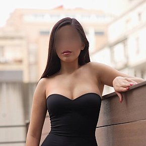 Valentina Étudiante escort in Barcelona offers Branlette espagnole services