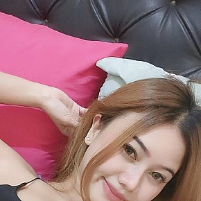 khaeera Petite
 escort in Jakarta offers French Kissing services