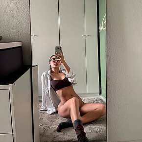 Kelly escort in Singapore City