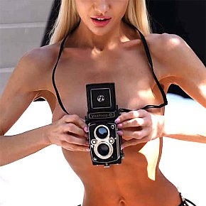 Pia All Natural
 escort in London offers Girlfriend Experience (GFE) services