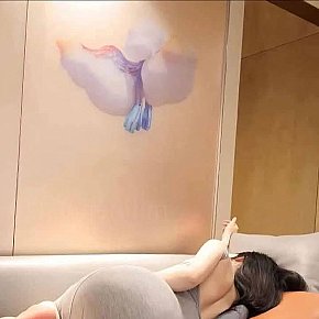 Nour Super Busty
 escort in Abu Dhabi