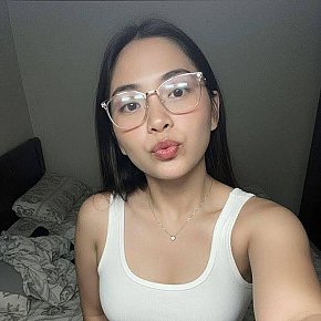 Yana escort in Manila