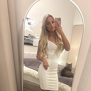Elle Großer Busen escort in London offers Erotische Massage services