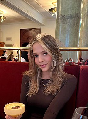 Milli escort in London offers Girlfriend Experience (GFE) services