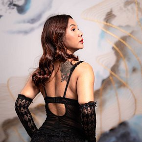 Sarzzy All Natural
 escort in Manila offers Girlfriend Experience (GFE) services