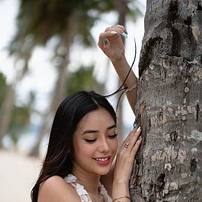 Baby-girl escort in Manila offers Girlfriend Experience (GFE) services