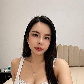 Nayoung All Natural
 escort in Dubai offers Cum in Mouth services