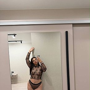 Olya escort in Jeddah offers Erotic massage services