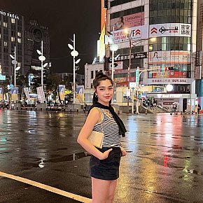 Blythe-Xx escort in Makati