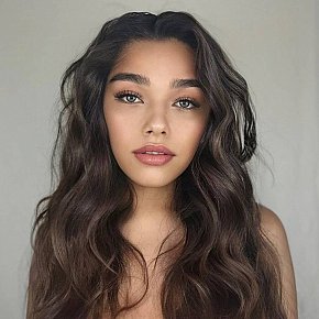 Blythe-Xx escort in Makati