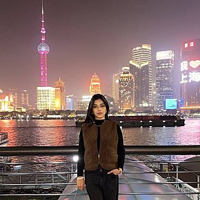 Blythe-Xx escort in Makati