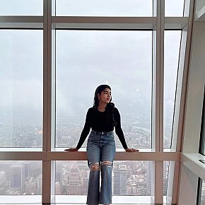 Blythe-Xx escort in Makati