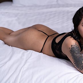 Sarah escort in Manila offers Girlfriend Experience (GFE) services