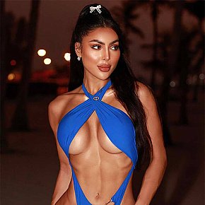 Magna All Natural
 escort in London offers Girlfriend Experience (GFE) services