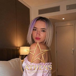DARYA-STARS Petite
 escort in Athens offers Kissing if good chemistry services