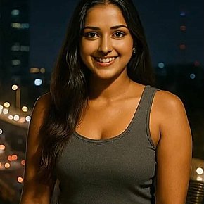Mahhi Occasionnel escort in Abu Dhabi offers Position 69 services