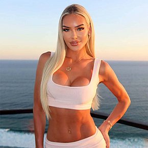 Amelia All Natural
 escort in London offers Girlfriend Experience (GFE) services
