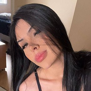 Angel Fitness Girl
 escort in London offers Kissing services