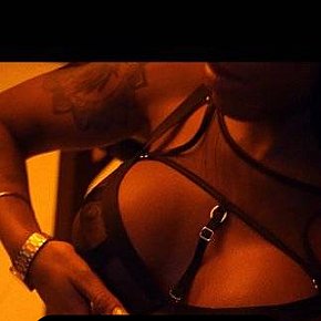 Sunny escort in Zurich offers Erotic massage services