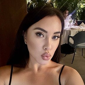 Kris Reif escort in 