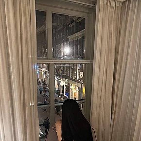 Indah Super Busty
 escort in Muscat offers Erotic massage services