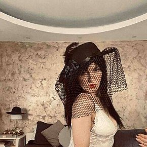 Sofia-Bleir Mature escort in Stockholm offers Kissing services