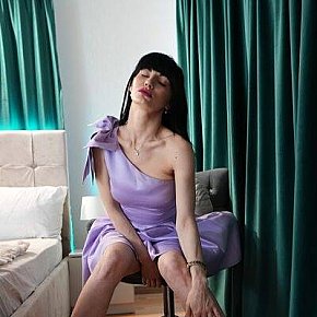 Sofia-Bleir Mature escort in Stockholm offers Kissing services