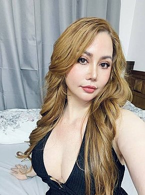 Karyna escort in Dubai