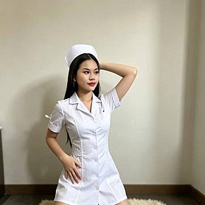 aisa Totalmente Natural escort in Manila offers sexo oral com preservativo services