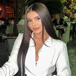 Veeda All Natural
 escort in London offers Cumshot on body (COB) services