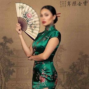 Maddie-B Mature escort in Budapest