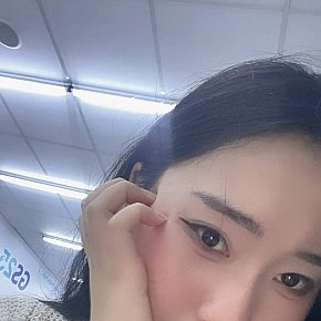 Miyuki escort in Doha offers Masaje sensual de cuerpo completo
 services