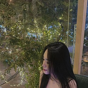 Miyuki escort in Doha offers Masaje sensual de cuerpo completo
 services