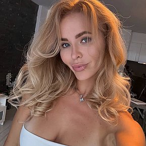 Aurelia escort in Mexico City offers Ball Licking and Sucking services
