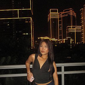 Stacy escort in Manila