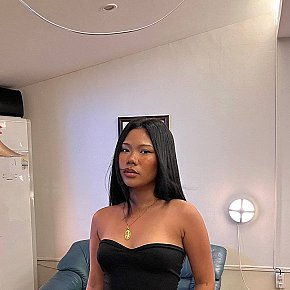 Stacy escort in Manila