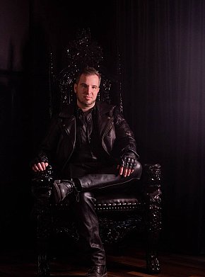 Mentor-Chris Occasional
 escort in Berlin offers Fetish services