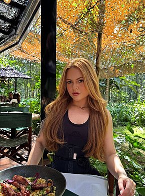Louise Super Booty
 escort in London offers Kissing if good chemistry services