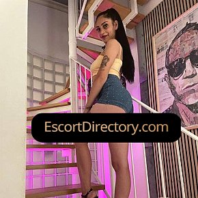 Christina escort in Vienna offers Fingering services