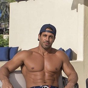 Patrick Model/Ex-Model escort in London offers Outdoor Sex services